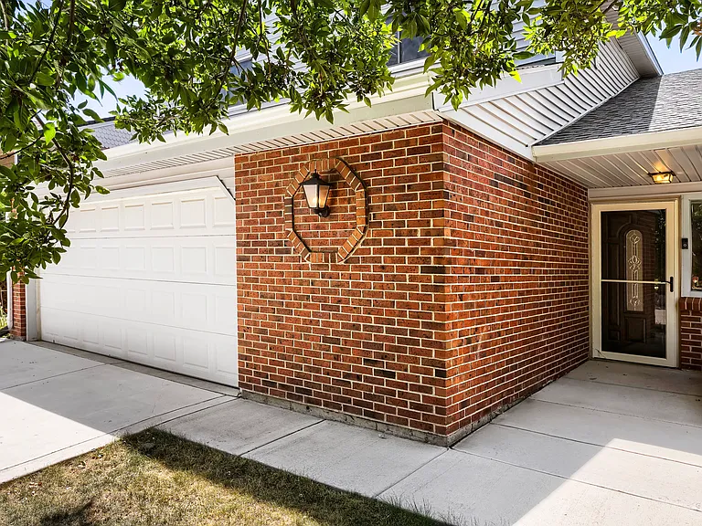 14500 E Evans Pl — Photo 3