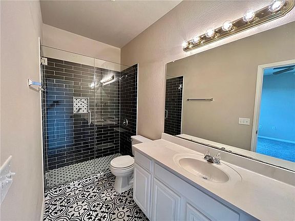 5th image of 7509 Lazy Creek Dr #B