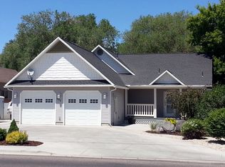 902 W Chubbuck Rd, Chubbuck, ID 83202