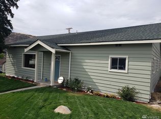 104 6th St, Coulee Dam, WA 99116