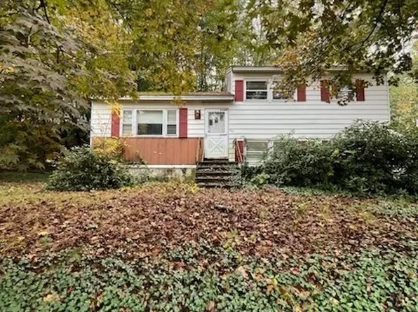 251 Winn St, Burlington, MA 01803