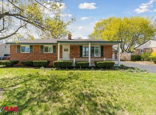 1138 Irwin Dr, Waterford, MI 48327