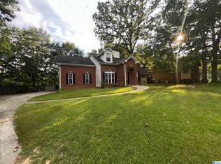 104 Kentwood Trail Cir, Alabaster, AL 35007