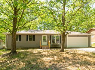 1721 S Benton Ave, Marshall, MO 65340