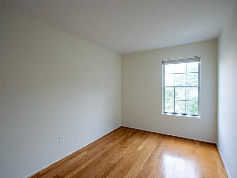 120 Fort Evans Rd SE #C — Photo 20