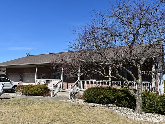 4th image of 1308 W Carol Dr