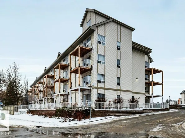 320 Clareview Station Dr NW #2105, Edmonton, AB T5Y 0E5