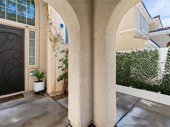 3rd image of 10464 Mulvaney Cir