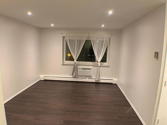 5th image of 14567 Madison Ave #1606