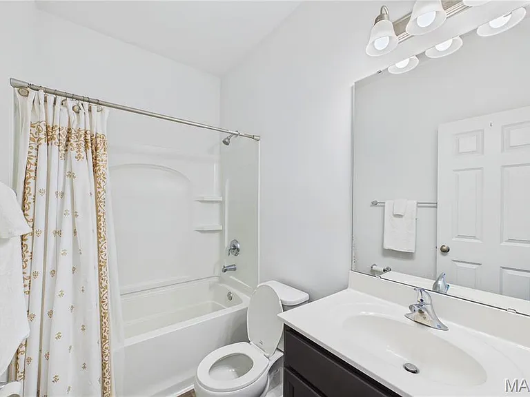 714 Alban Aly — Photo 13