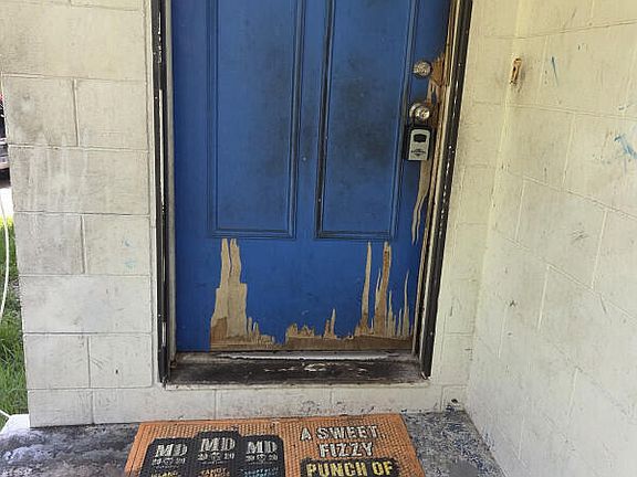 3rd image of 637 N Thorpe Ave