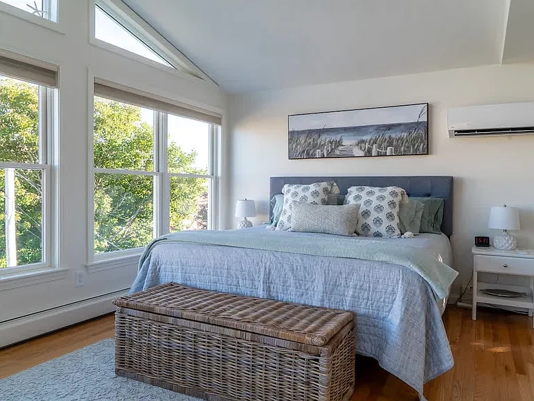 370 Ocean Ave — Photo 41