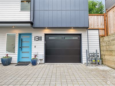 1311 N 50th Street, Seattle, WA, 98103