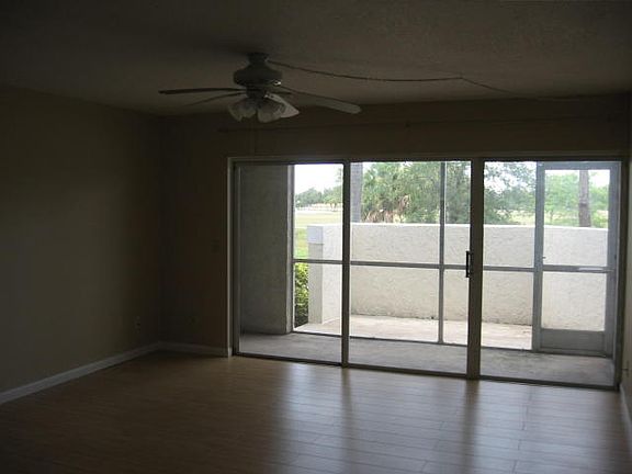 2nd image of 1508 SE Royal Green Cir #108