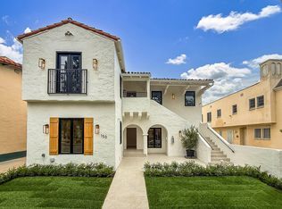 150 N Arnaz Dr APT A, Beverly Hills, CA 90211