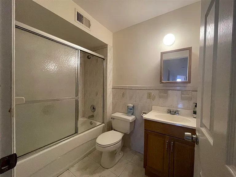 836 Broadway #2R — Photo 6