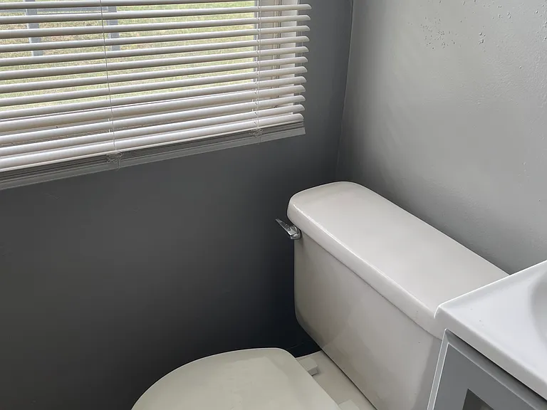 2312 Davue Cir #4 — Photo 9