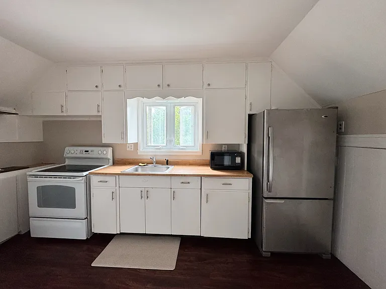 158 Christiana St #158 — Photo 5