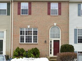 523 Tuliptree Sq NE, Leesburg, VA 20176