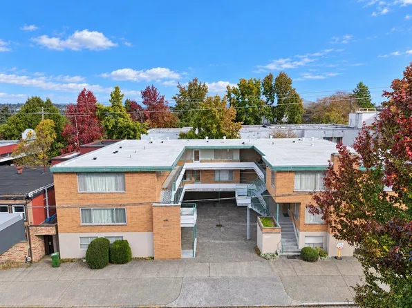 6550 Greeenwood Avenue N, Seattle, WA 98103