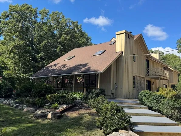 334 Ministerial Rd, South Kingstown, RI 02879