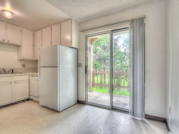 Kitchen/dining area