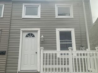 346 Spring Garden St, Reading, PA 19602