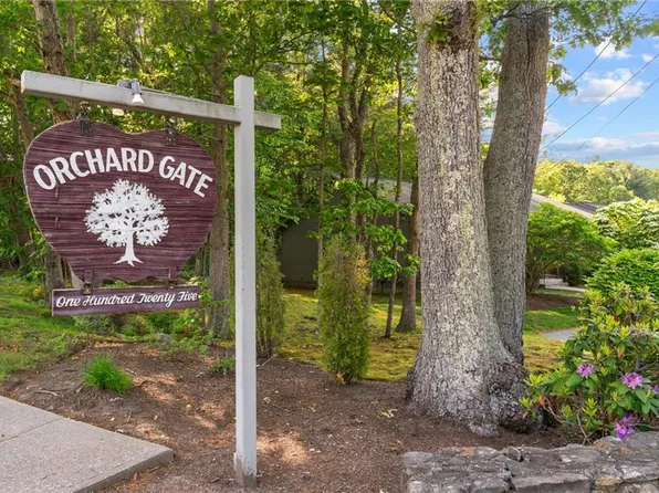 125 Smith Ave Unit 5C, Smithfield, RI 02828