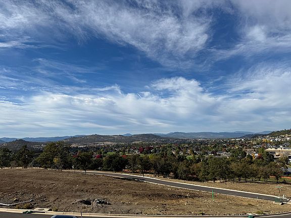 4th image of 468 Pinnacle Rdg #88