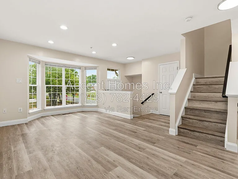 10299 Wimbledon Pl — Photo 5