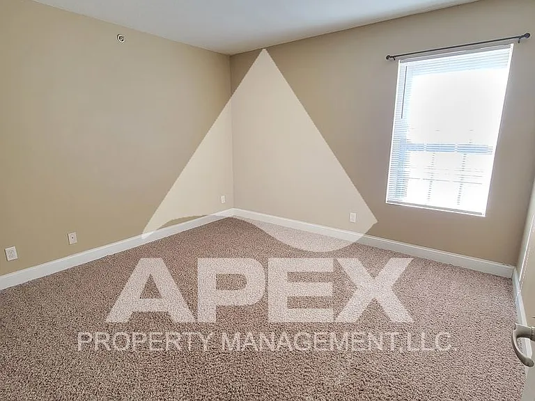 Avalon Apartment Homes — Photo 14