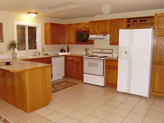 5th image of 12818 NE 91st St