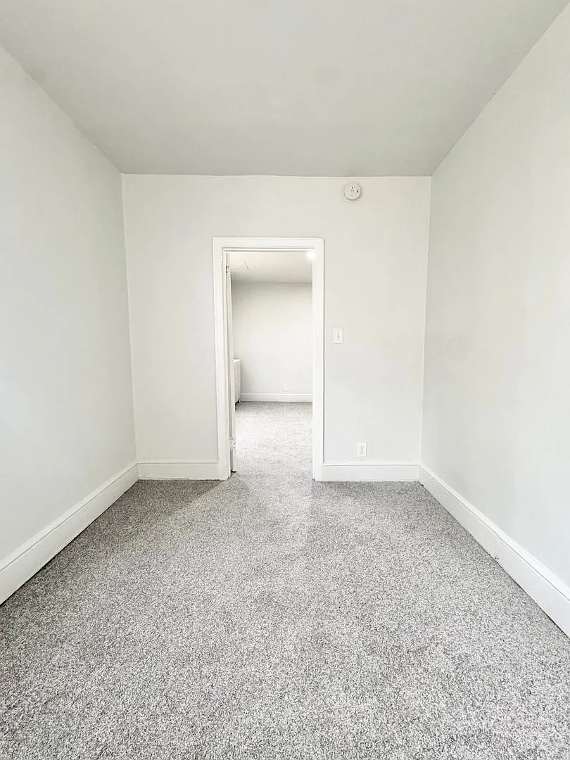 WP1 - 2423 Tatnall St, 4 West 25th St — Photo 3