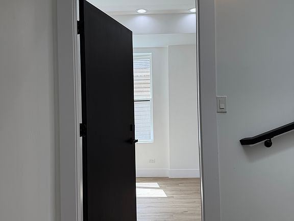 3rd image of 1709 N Troy St Floor 2