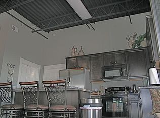 214 Village Sq APT 300, Pleasant View, TN 37146