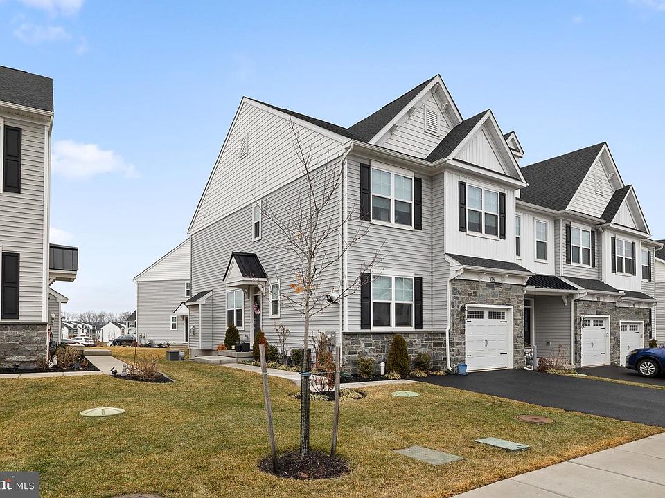 2nd image of 106 Charles Ln