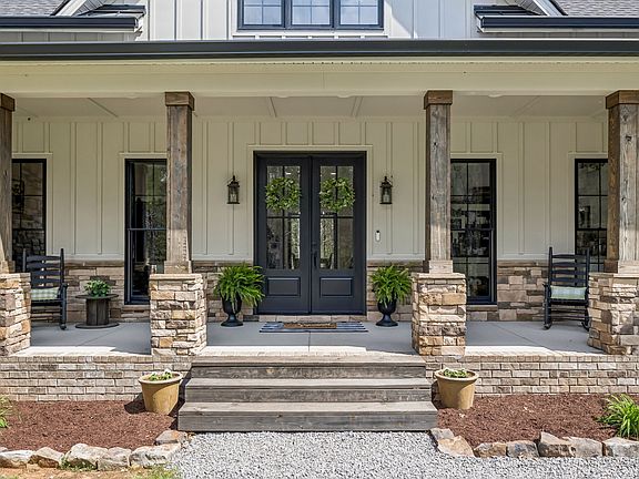 4th image of 59 Huddleston Rd