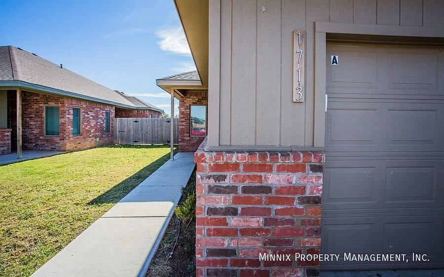 3 bedroom/ 2 bath | Cooper ISD | 1713 102nd St. #A — Photo 1