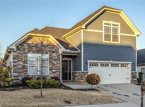2nd image of 4212 Maximillion Cir