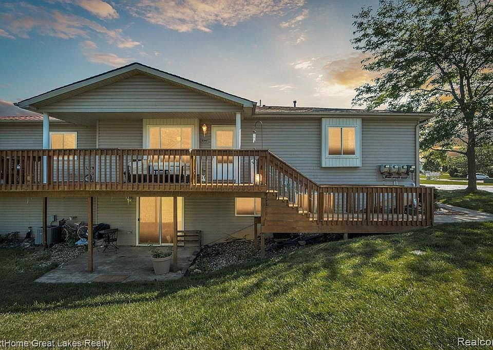 1st image of 9347 Parkview Cir