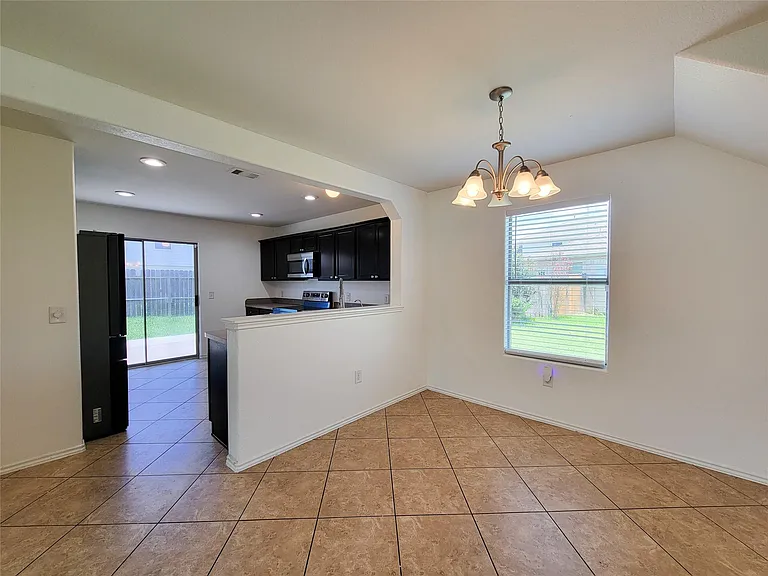 21382 Beacon Springs Ln — Photo 12
