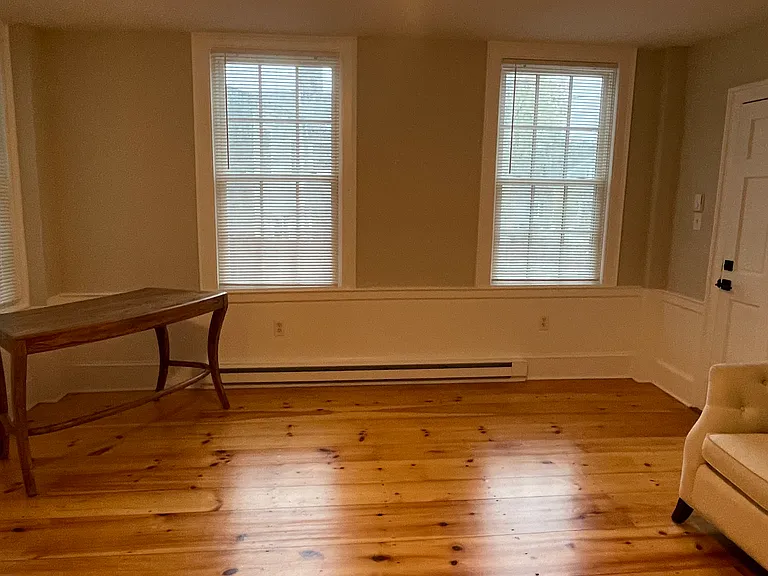 2 Court St #2 — Photo 4