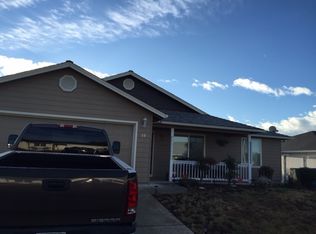 35 Devonwood Ct, Eagle Pt, OR 97524