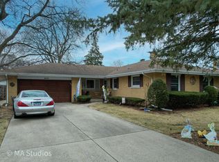 8922 Parkside Ave, Morton Grove, IL 60053