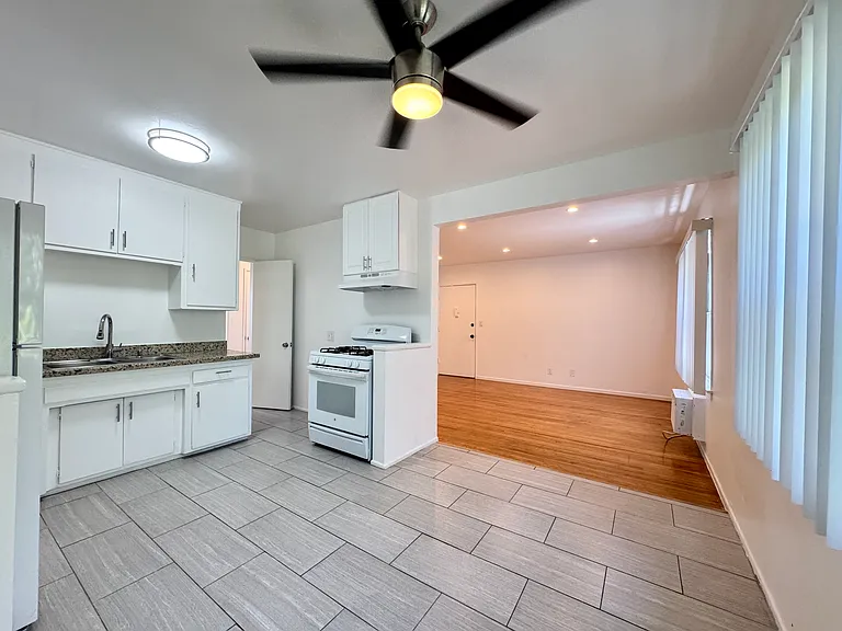 The Radford — Photo 15