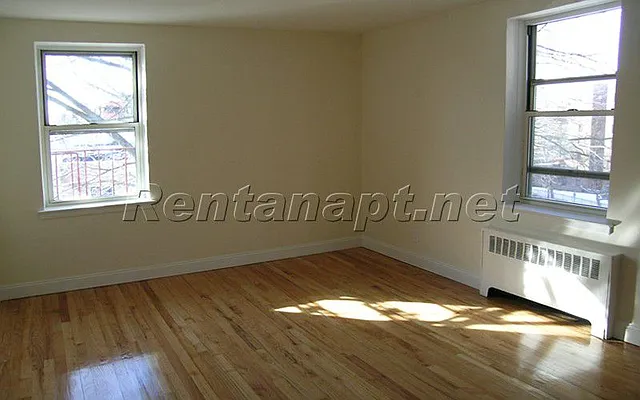Rented by The Coop Connection LLC | media 19