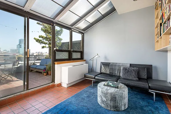 Sold by Compass | media 23