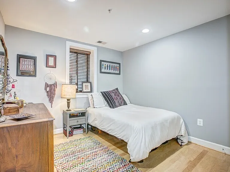 6 Rhode Island Ave NW #3 — Photo 10