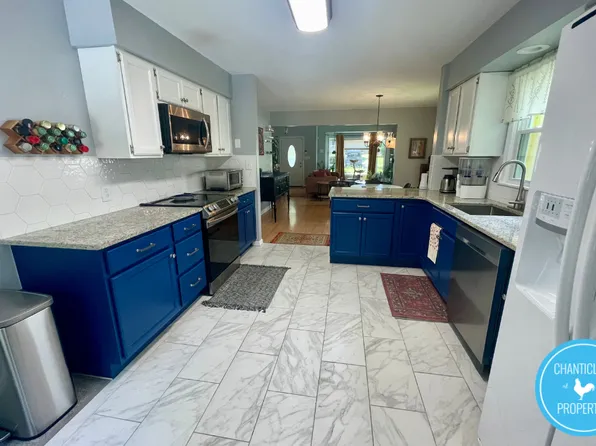 1728 Kingston Heath Way, Raleigh, NC 27604