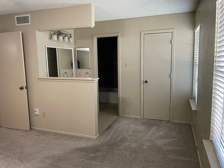 7208 Southridge Trl — Photo 15